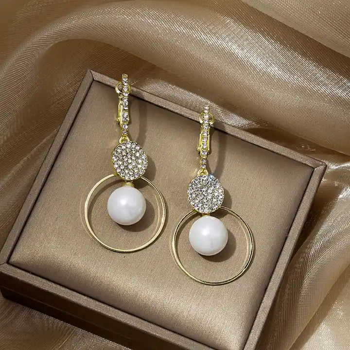 Pendientes colgantes de perlas y diamantes de imitación de metal - ea318
