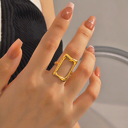 *Inel deschis dreptunghiular din oțel placat cu aur-R057