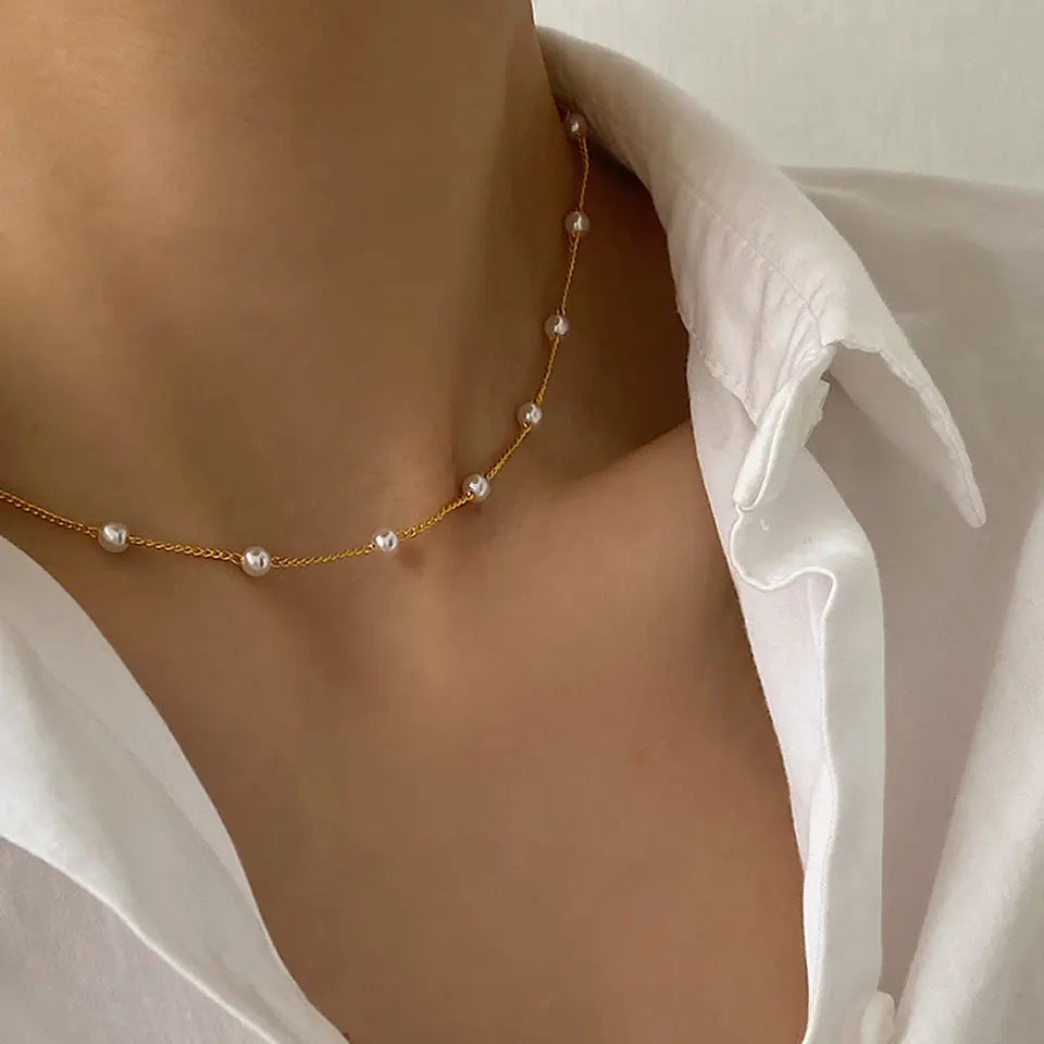 Necklace with chain and pearls - ne444