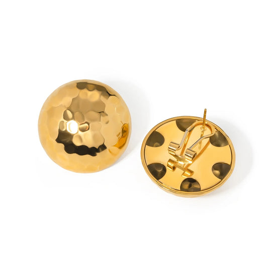 Σκουλαρίκια χρυσά στρόγγυλα με χτυπητή υφή-EA303