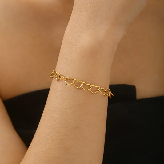 Βραχιόλι επιχρυσωμένο ατσάλι με καρδιές-BR090