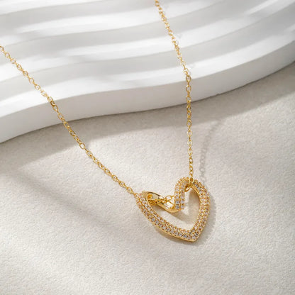 Collar de acero con corazón de resina sintética - NE596