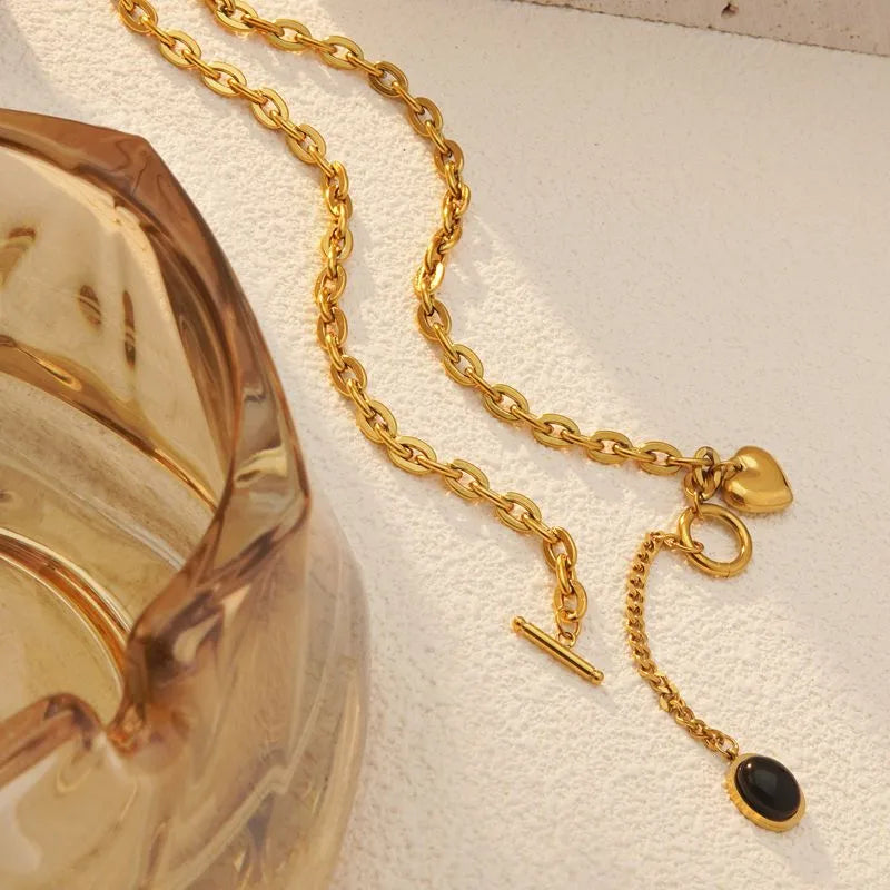 Κολιέ επιχρυσωμένο ατσάλι με μαύρη πέτρα-NE466