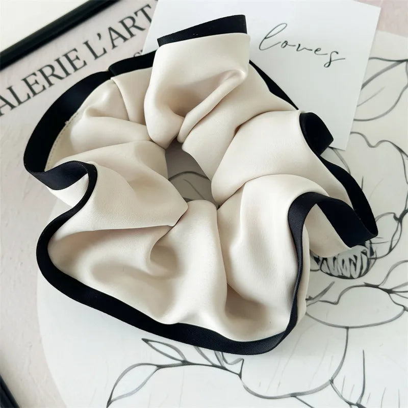 Λαστιχάκι scrunchie κρεμ μαύρο - HA026