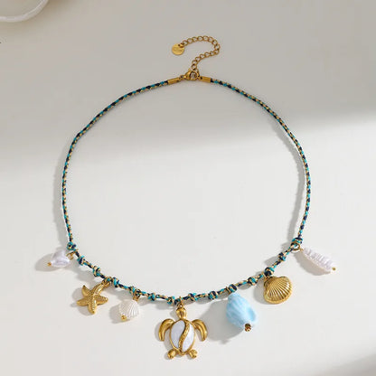 Colier cu frânghie albastră și brelocuri