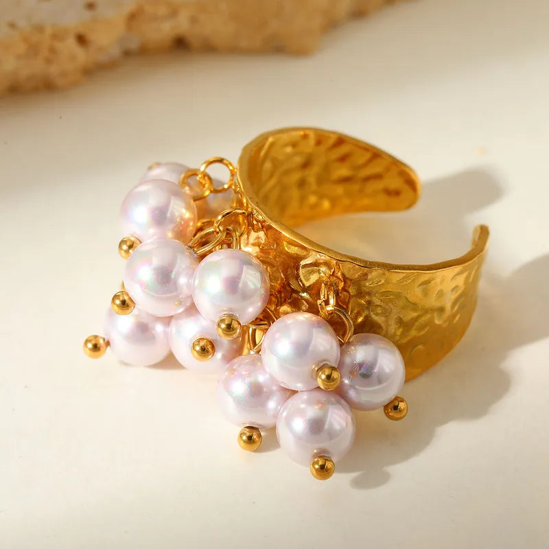 Gold-plated steel ring with pearls -R019