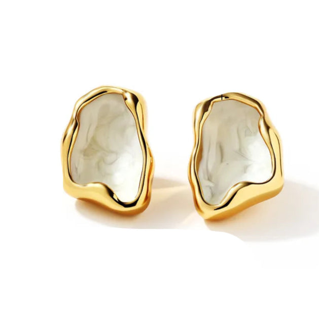 Σκουλαρίκια επιχρυσωμένο ατσάλι με λευκό γέμισμα-EA645