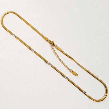 Κολιέ επιχρυσωμένο ατσάλι με άσπρες πέτρες - NE747