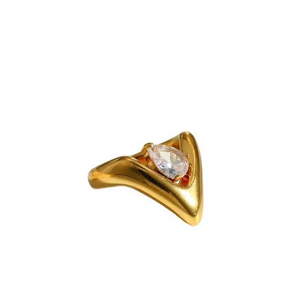 Inel triunghiular din oțel placat cu aur cu zirconiu - R217