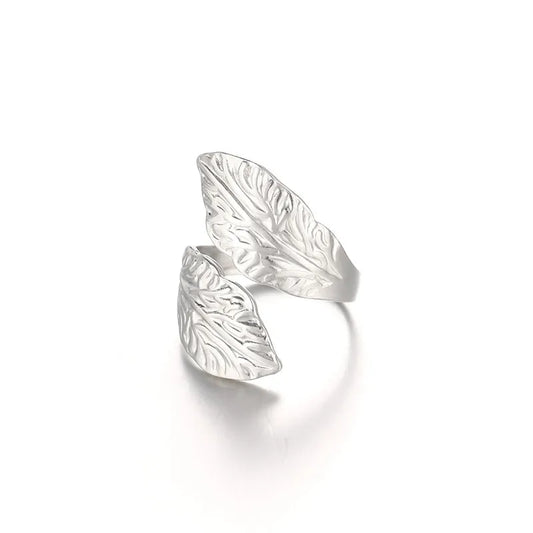 Anello in acciaio dorato con zircone ovale - R152