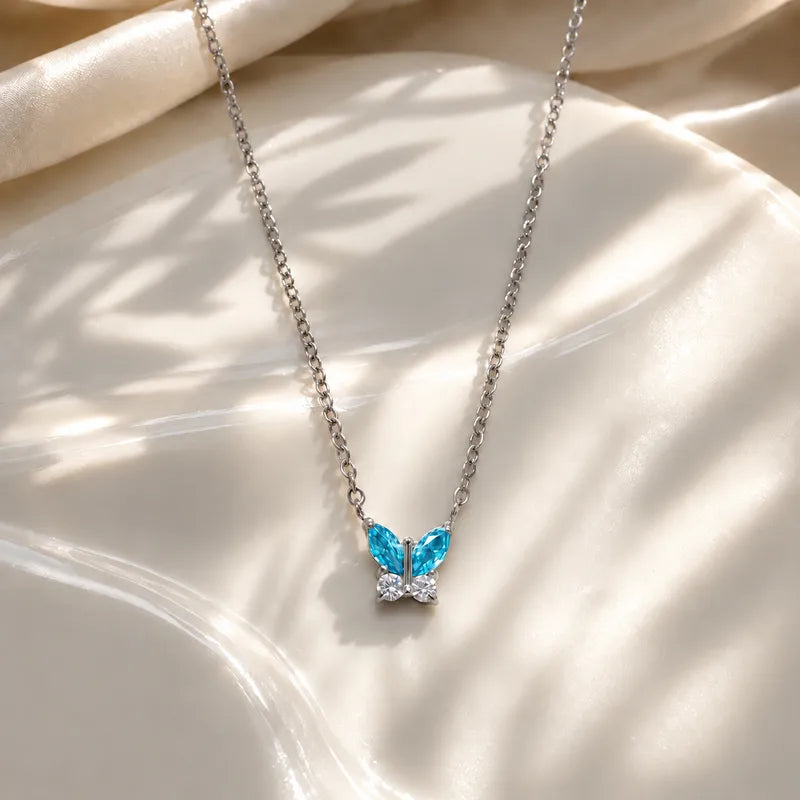 Collar de acero con corazón de resina sintética - NE596