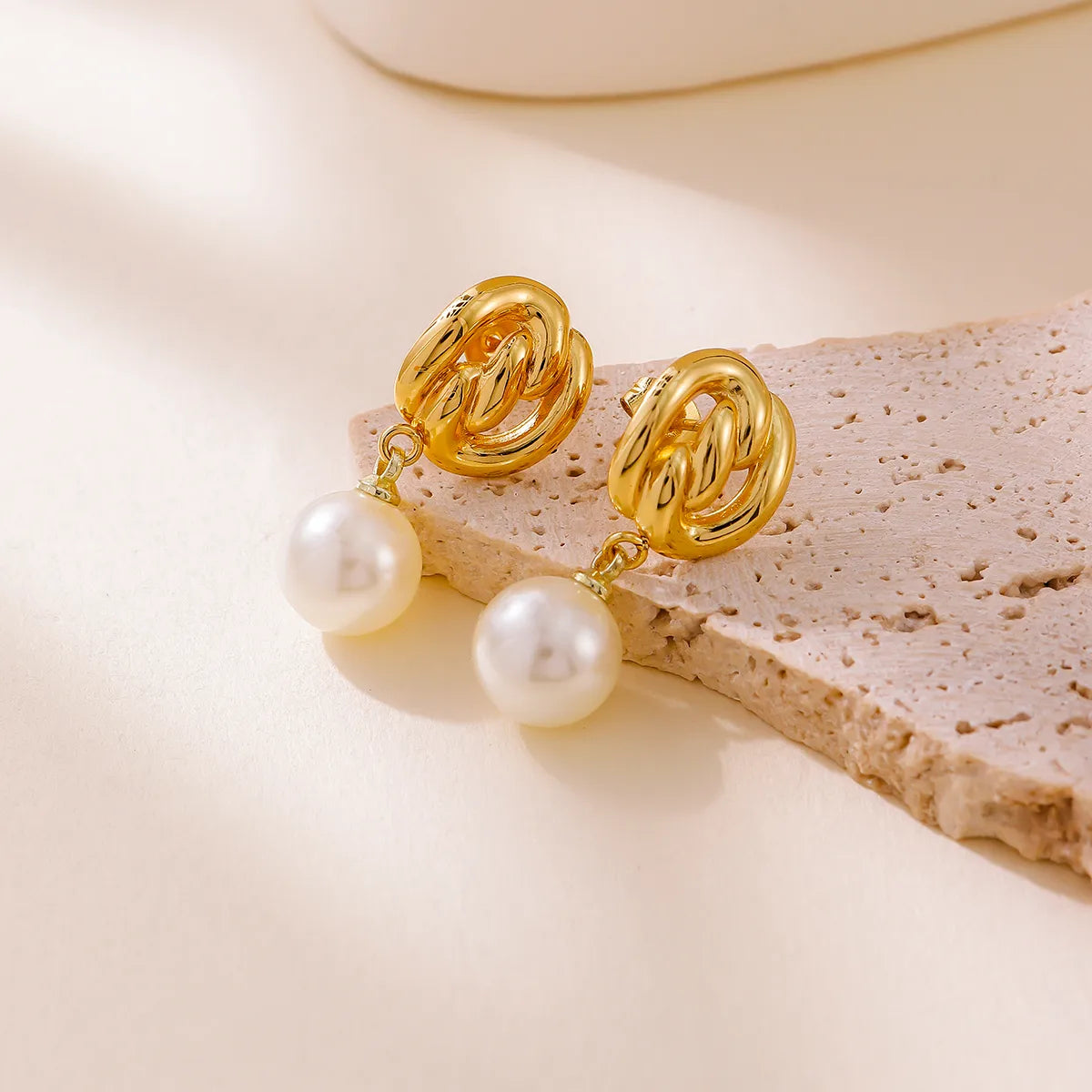 Σκουλαρίκια επιχρυσωμένο ατσάλι με πέρλα-EA038