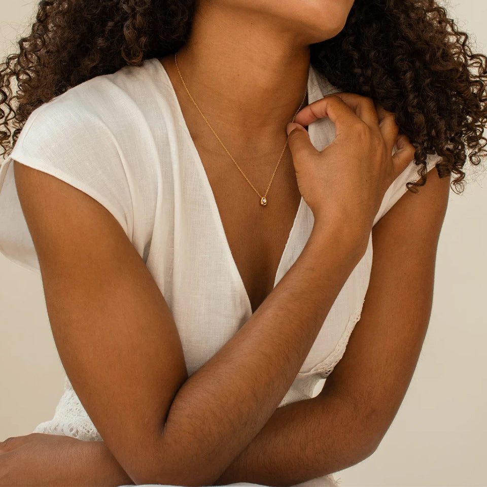 Necklace gold steel tear with rhinestones-ne037