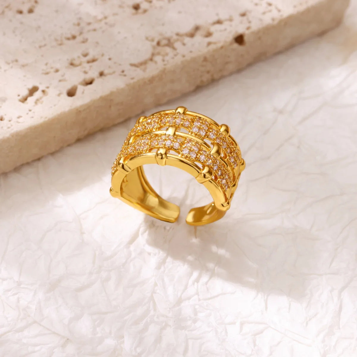 Δαχτυλίδι χρυσό ατσάλι με διπλή σειρά στρας- R259