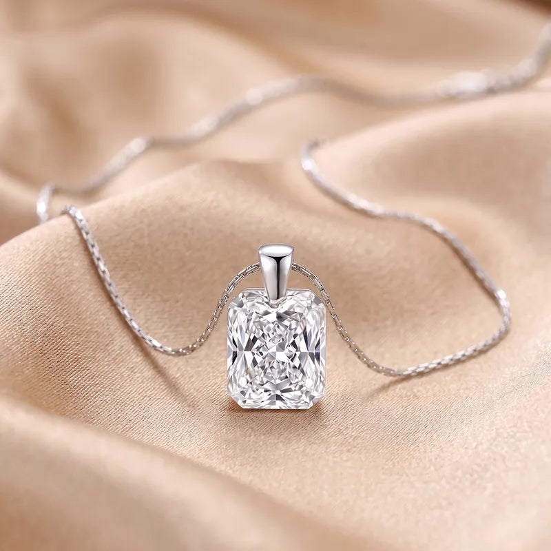 Steel necklace with faux resin heart - NE596
