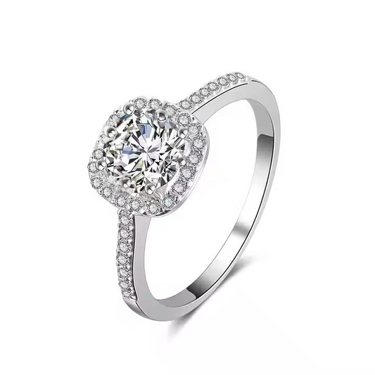 Ring with central circular zircon and perimeter zircona on a squared base - R039