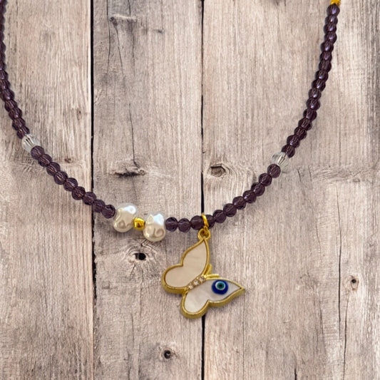 Necklace with lilac beads and butterfly pendant - ne369