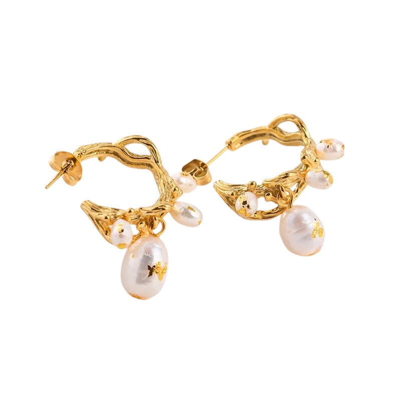 Steel earrings with pearls - w045