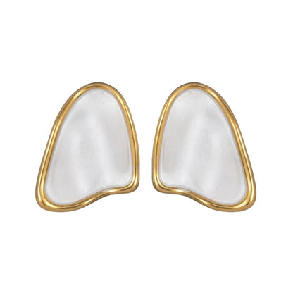 Earrings of flat white -ea641