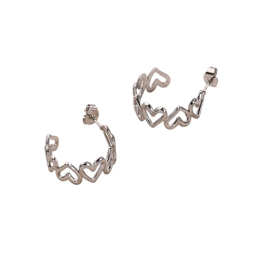 Σκουλαρίκια ατσάλινα ασημί με καρδιές- w587