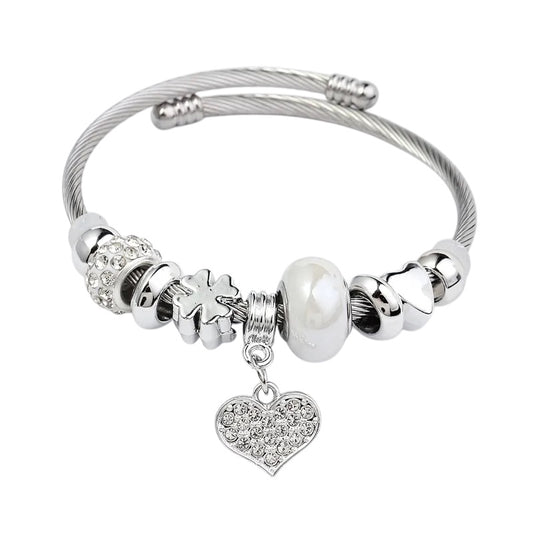 Βραχιόλι ατσάλινο bangle με καρδιές και λευκά charms -BR114