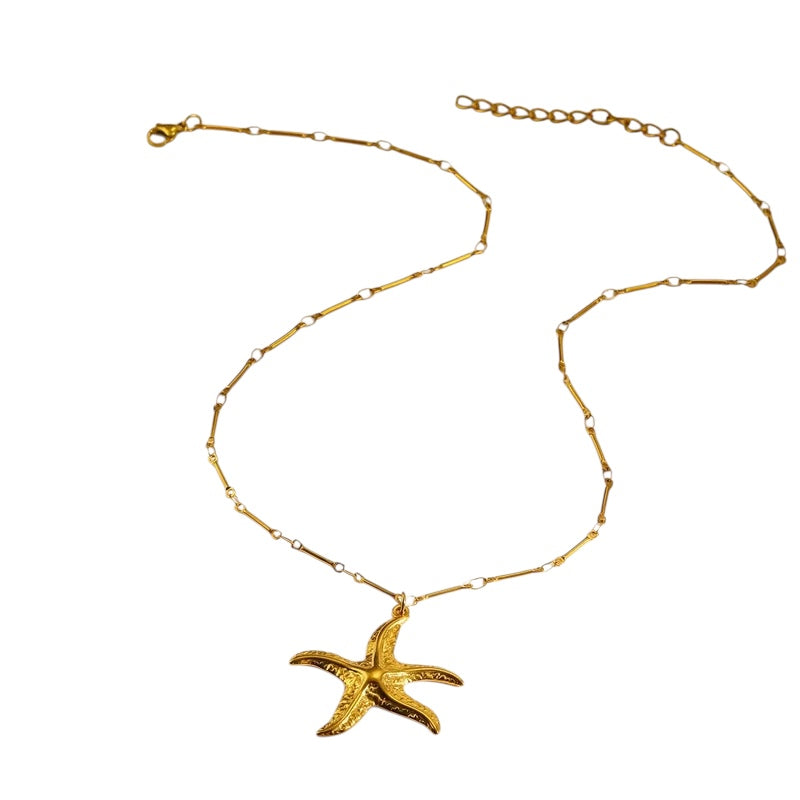 Collar de acero con estrella de mar dorada - NE485