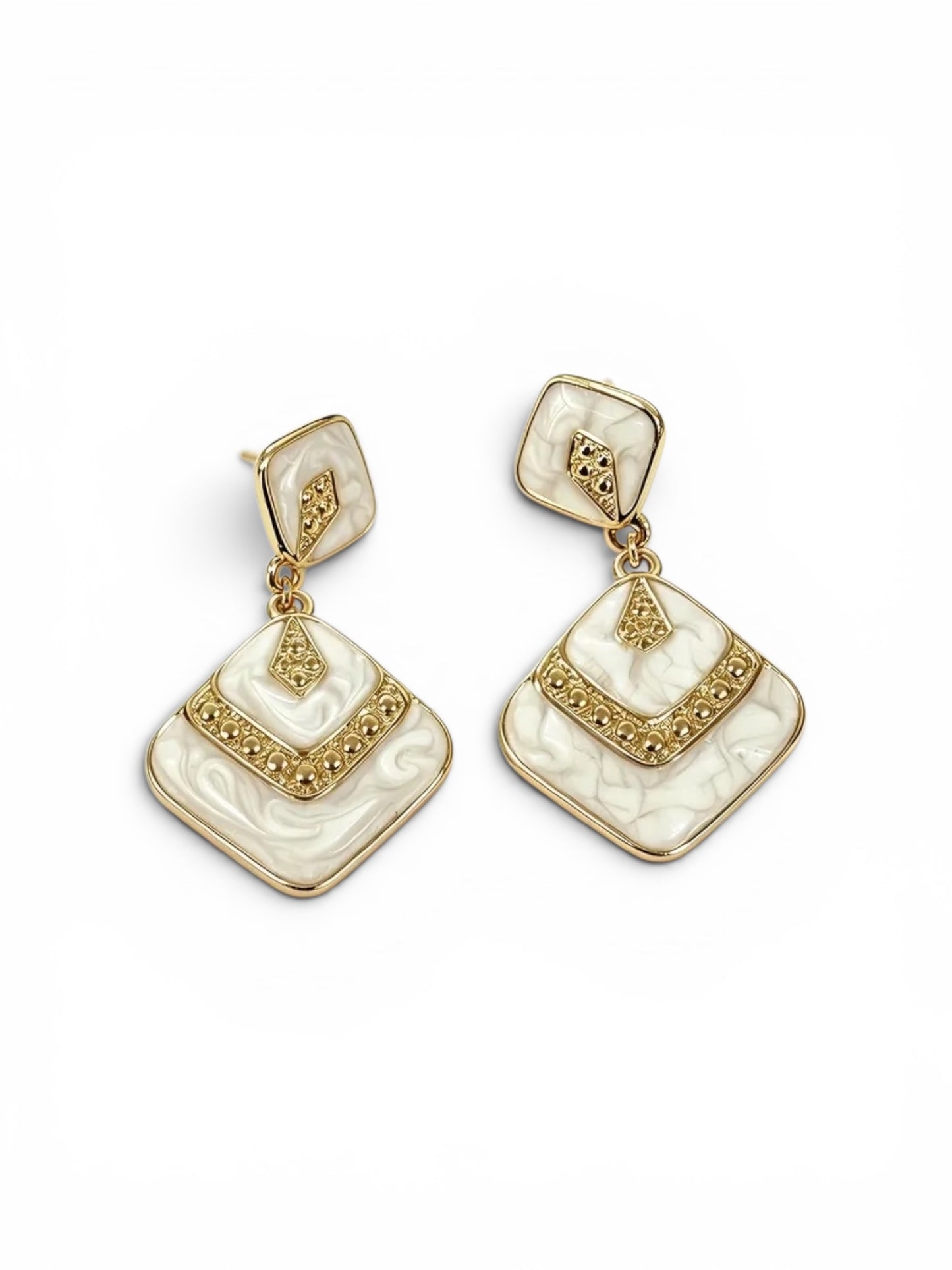Steel earrings with white resin hearts - EA030