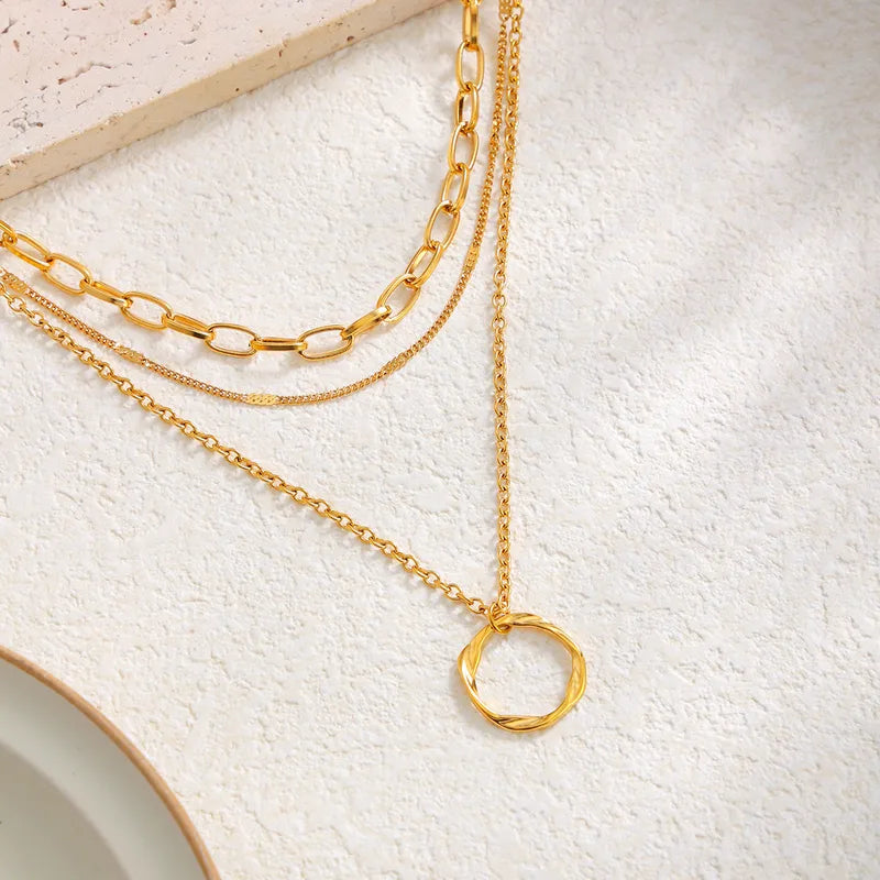 Steel necklace with faux resin heart - NE596