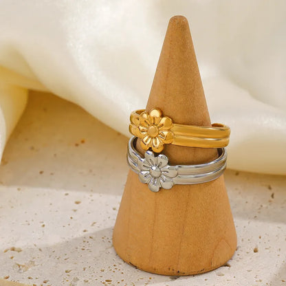 Δαχτυλίδι ατσάλι χρυσό με μικρό λουλούδι-R121