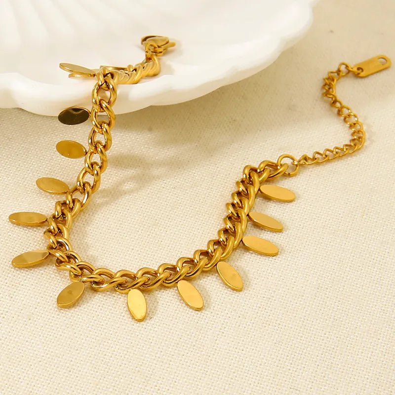 Bratara din otel auriu cu ornamente-BR143