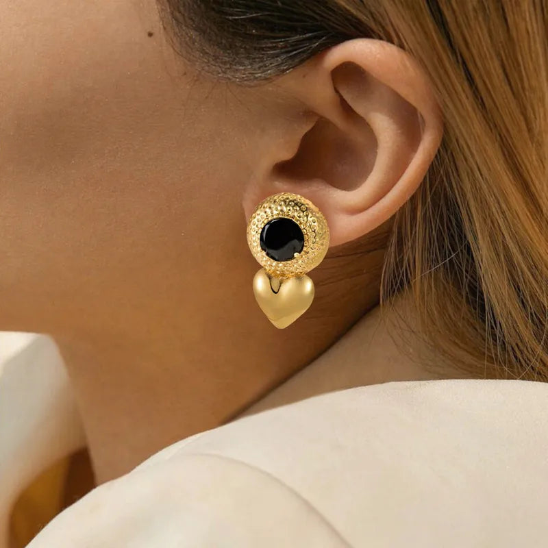 Earrings gilded steel with black stone-ea013