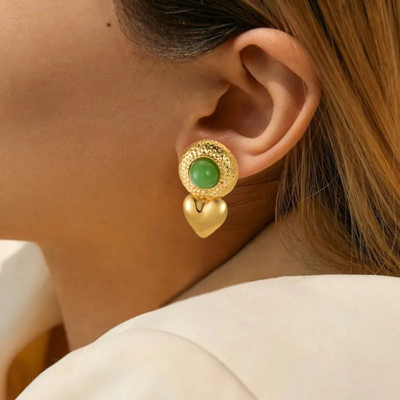 *Σκουλαρίκια επιχρυσωμένο ατσάλι με καρδία και πράσινη πέτρα-EA438
