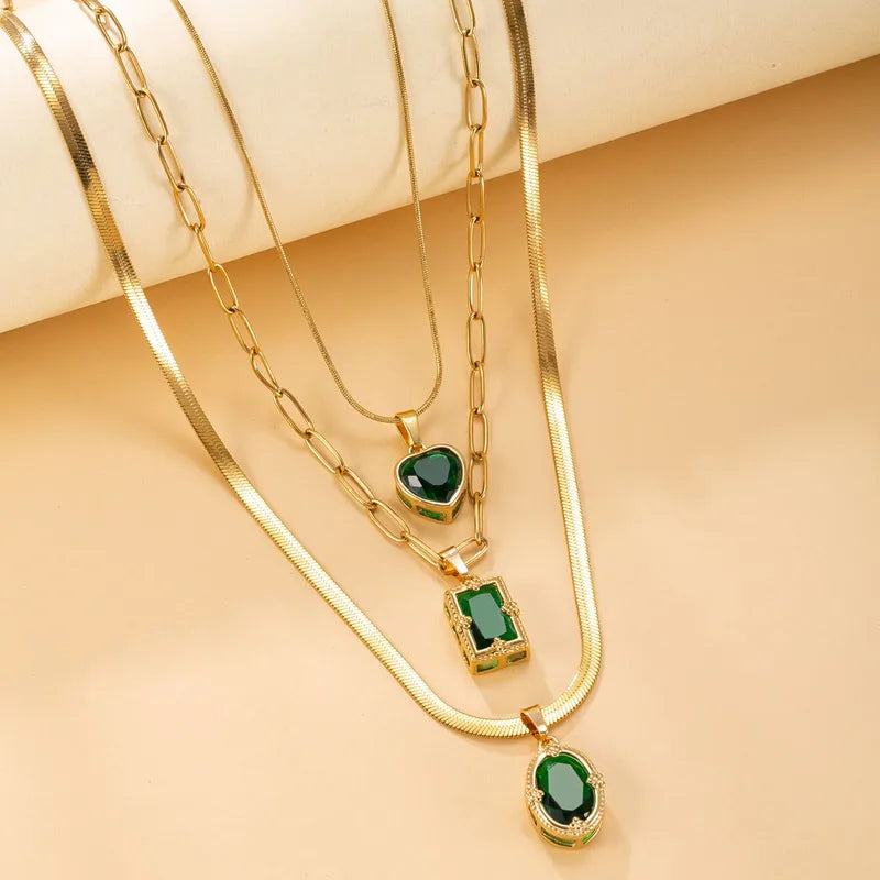 Κολιέ ατσάλι τριπλό με πράσινες πέτρες- NE668