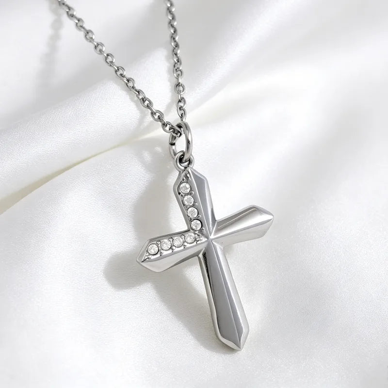Collar de acero con corazón de resina sintética - NE596