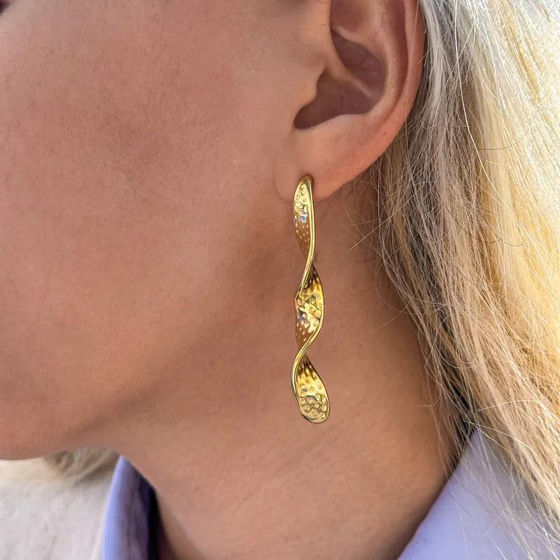 Σκουλαρίκια επιχρυσωμένο ατσάλι στριφογυριστά-EA341