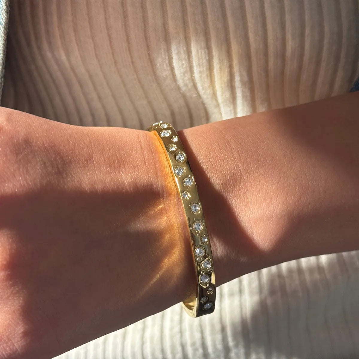 Bratara din otel placat cu aur cu multe zirconi-BR250