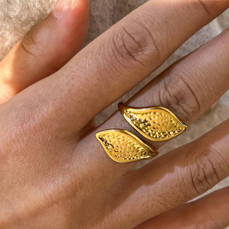 Δαχτυλίδι επιχρυσωμένο ατσάλι με φύλλα-R216