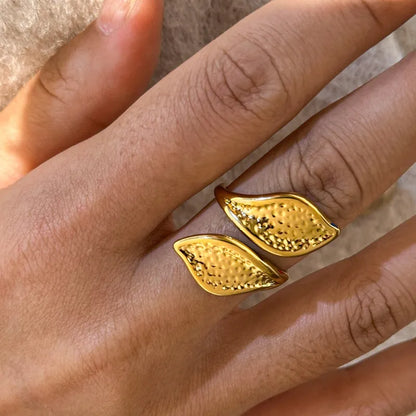 Δαχτυλίδι επιχρυσωμένο ατσάλι με φύλλα-R216