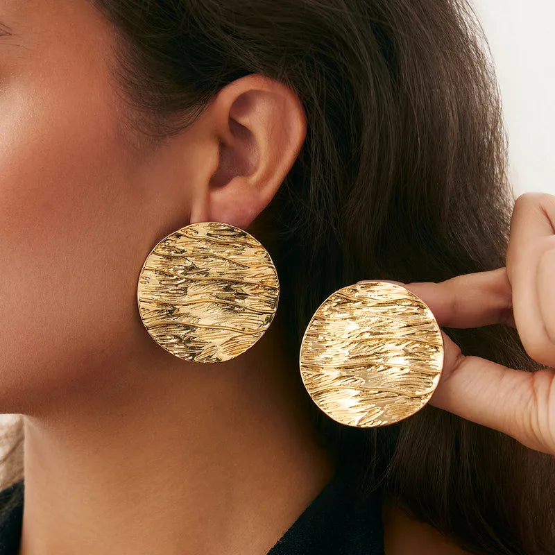 Σκουλαρίκια επιχρυσωμένο ατσάλι στρόγγυλα με υφή-EA051