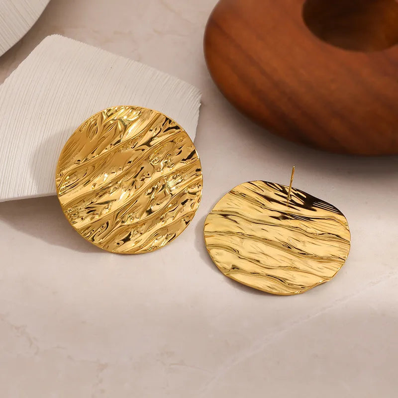 Σκουλαρίκια επιχρυσωμένο ατσάλι στρόγγυλα με υφή-EA051