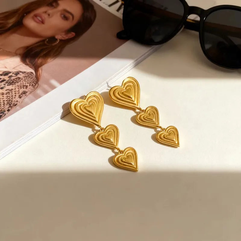 Σκουλαρίκια επιχρυσωμένο ατσάλι μακριές καρδιές-EA684