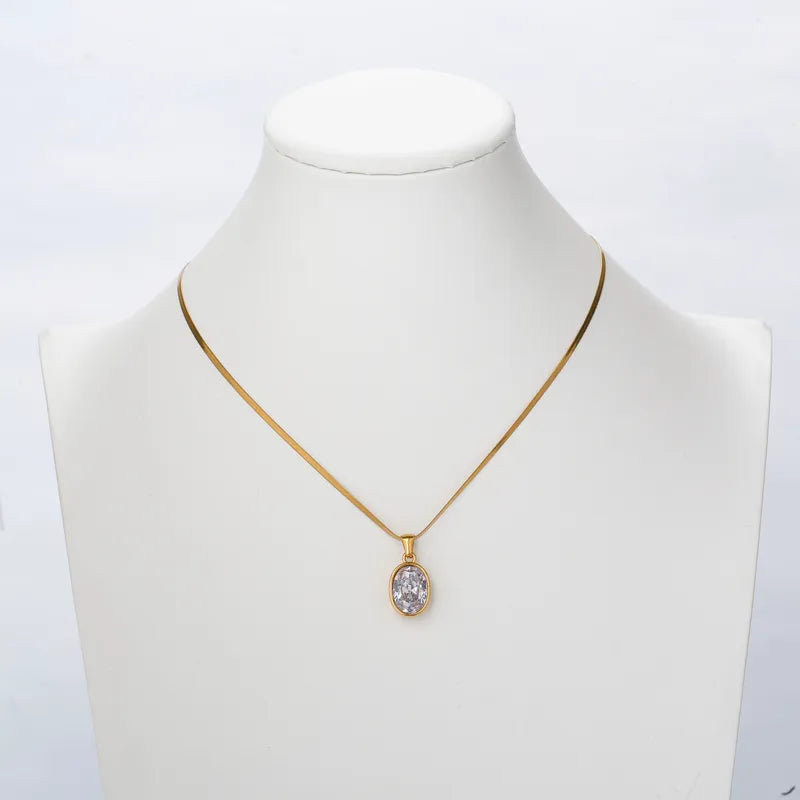 Collana in acciaio dorato con zircone ovale - NE402
