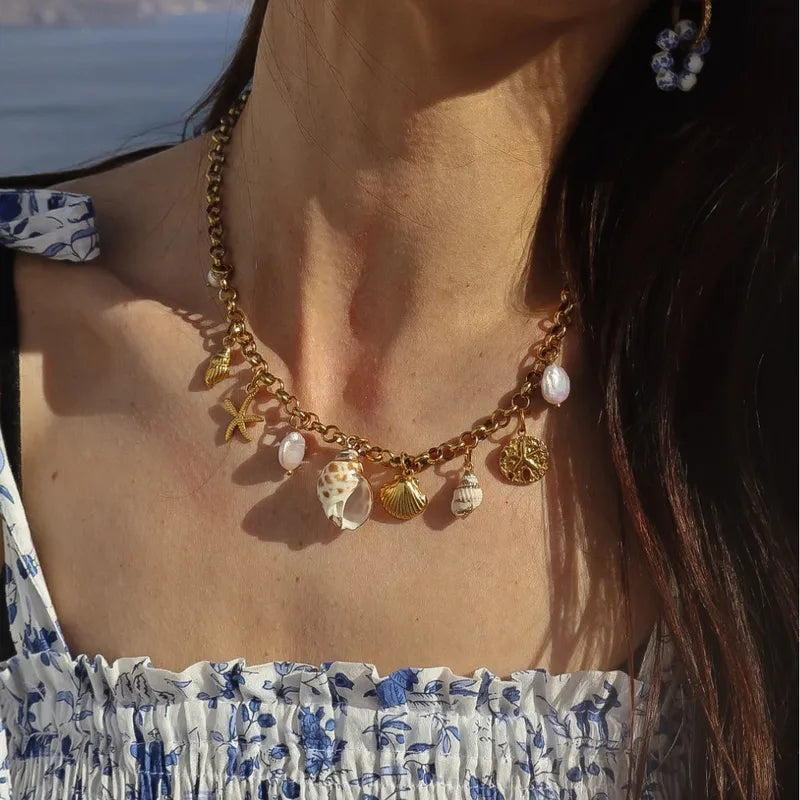 Κολιέ επιχρυσωμένο ατσάλι με κοχύλια - NE684