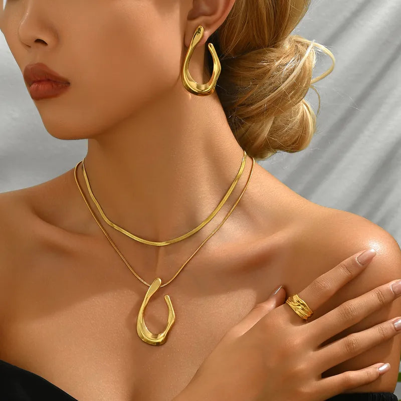 Conjunto de design forjado moderno em aço dourado-SET033