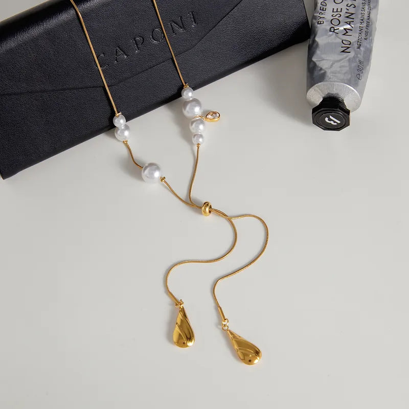 Κολιέ επιχρυσωμένο ατσάλι με πέρλες και zircon - NE730