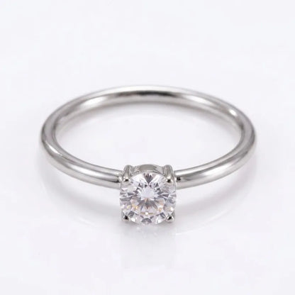 Bague monopierre en argent avec zircon - R022