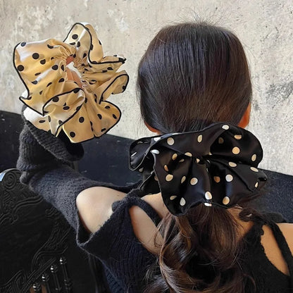 Λαστιχάκι scrunchie μαύρο πουά - HA073