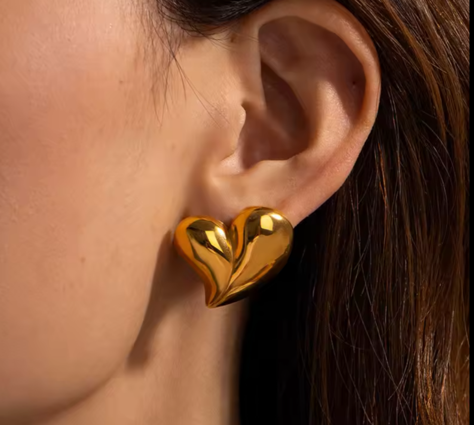 Σκουλαρίκια ατσάλι χρυσό καρδιά μυτερή-EA584