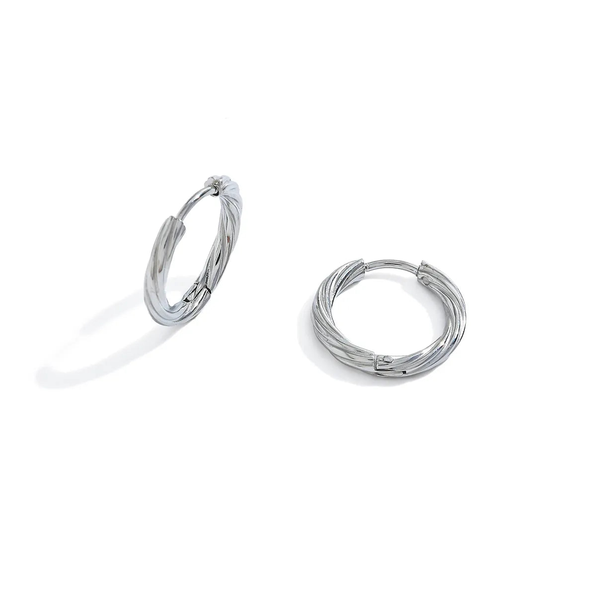 Σκουλαρίκια ατσάλι κρίκος με ραβδώσεις-EA114