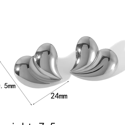 Orecchini a punta in acciaio argento a forma di cuore-EA585